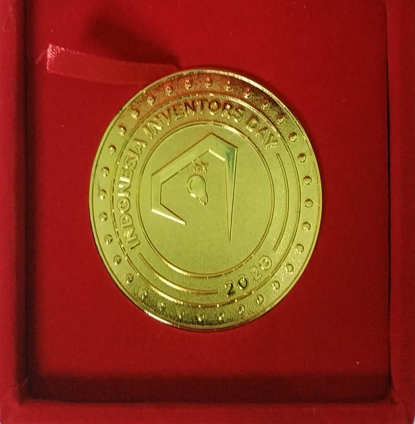 WhatsApp_Image_2020-12-19_at_12.07.47.jpeg WhatsApp_Image_2020-12-19_at_12.07.47.jpeg