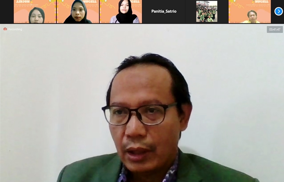 Dekan_NU.jpg Dekan_NU.jpg